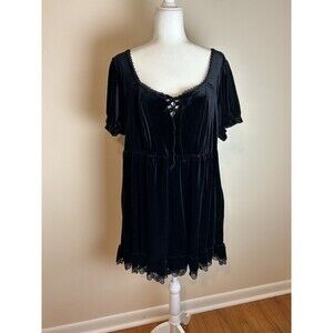 Hot Topic Cosmic Aura Plus 2X Black Celestial Goth Lace Romper Velvet Whimsigoth